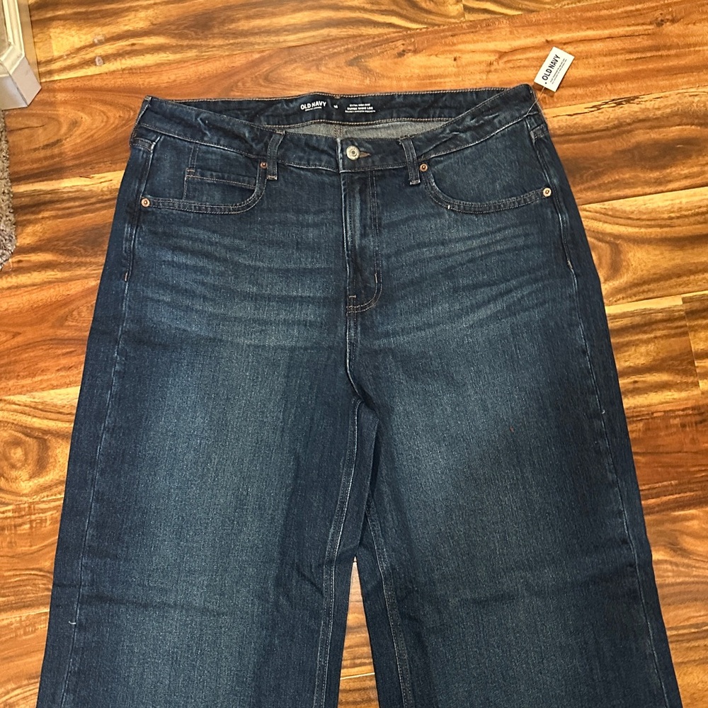 Old Navy Extra High-Waisted Wide-Leg Jeans, Dark Wash, 16 - Picture 6 of 9